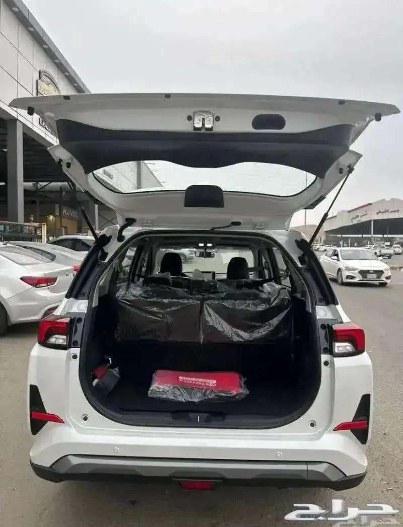 تويوتا فيلوز 2025 كاش و تمويل63676440566146112