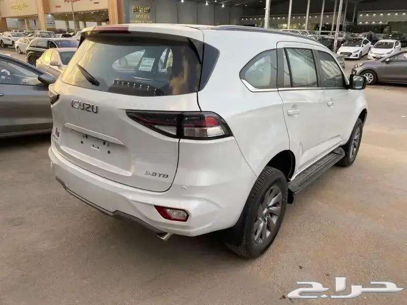 ايسوزو جيب MUX موديل 2024 موديل الفل63673969536003114