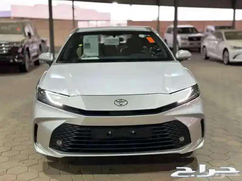تويوتا كامرى E هايبرد 202563677055469186113