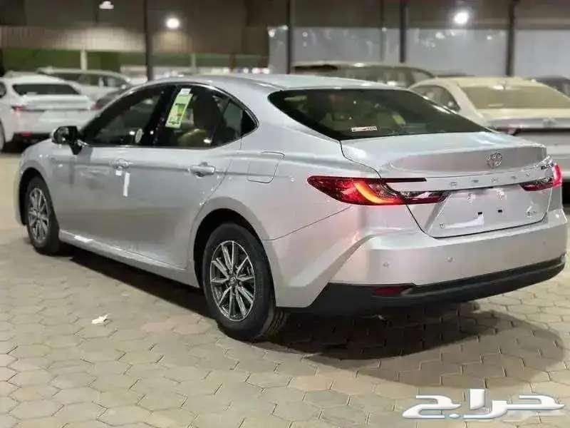 تويوتا كامرى E هايبرد 202563677055469186112
