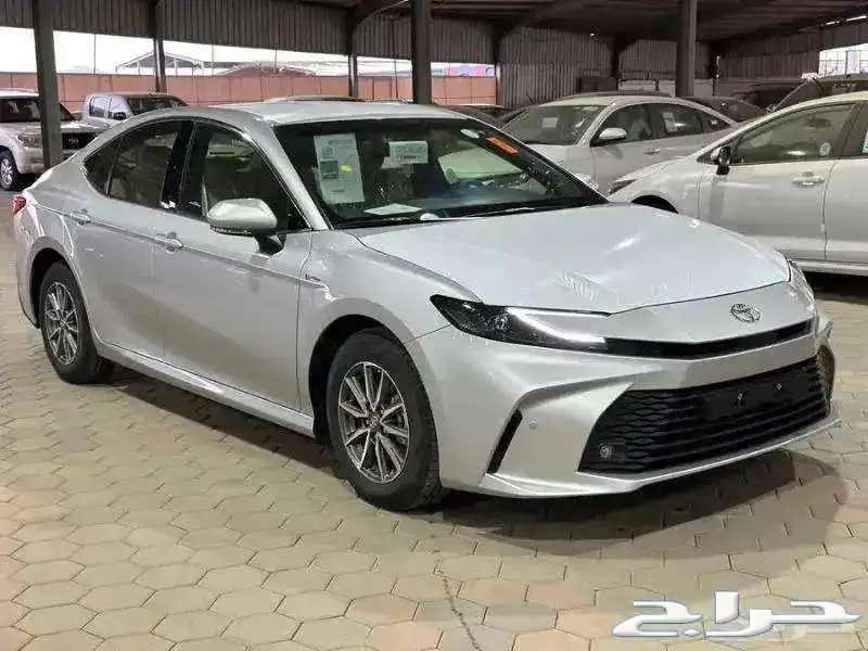 تويوتا كامرى E هايبرد 202563677055469186110