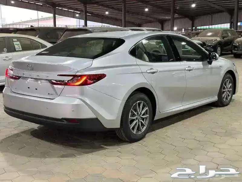 تويوتا كامرى E هايبرد 202563677055469186111