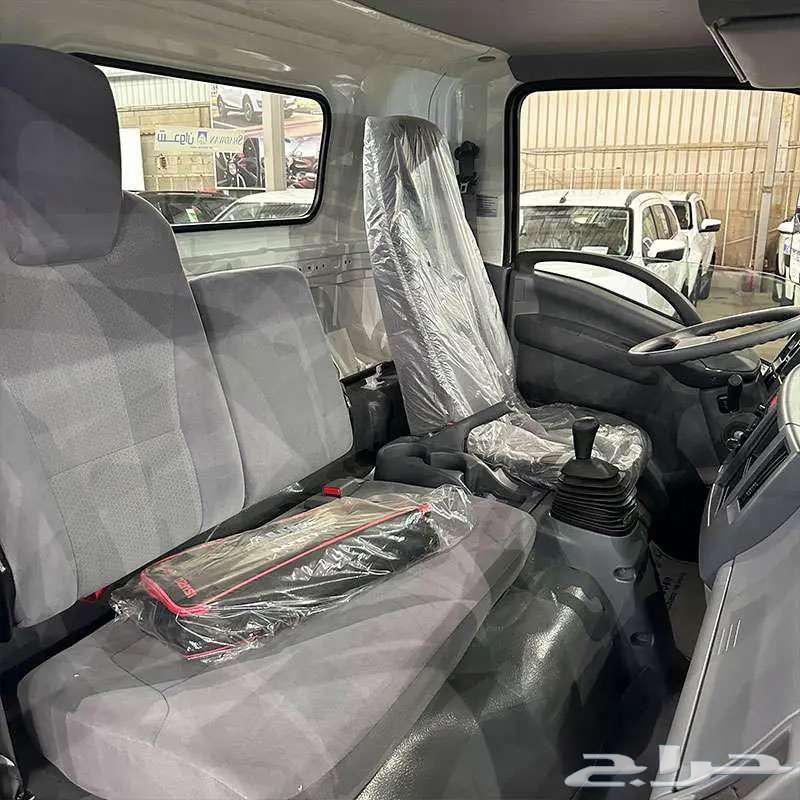 Isuzu Diana 5, 4, and 6 Ton 5200 CC Engine 2025 Model63673716629378112