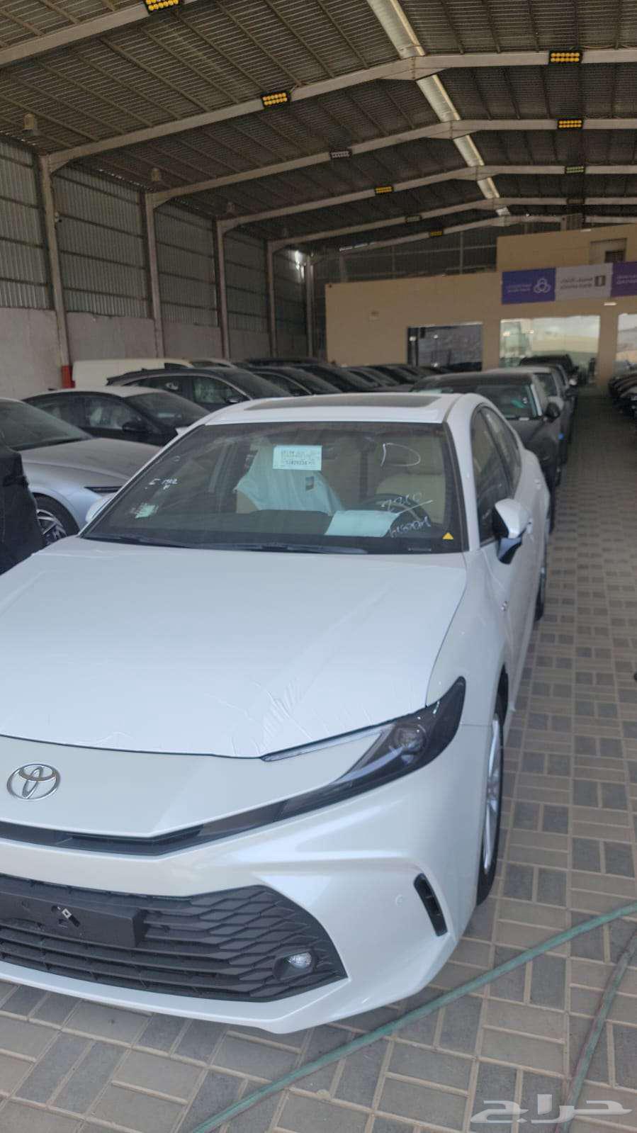 Toyota Camry E-LE 2025 (Cash - Installments)63676175115651112