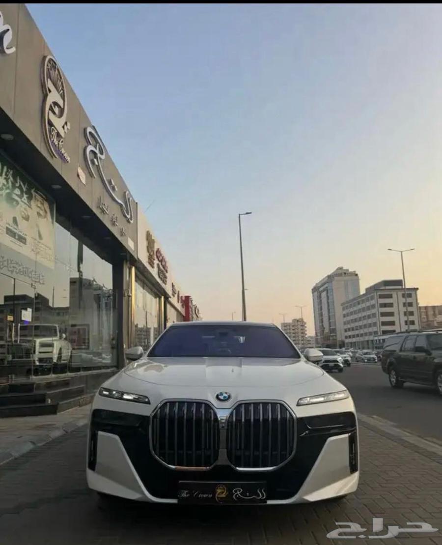 BMW 7 Series 202363672722549378112