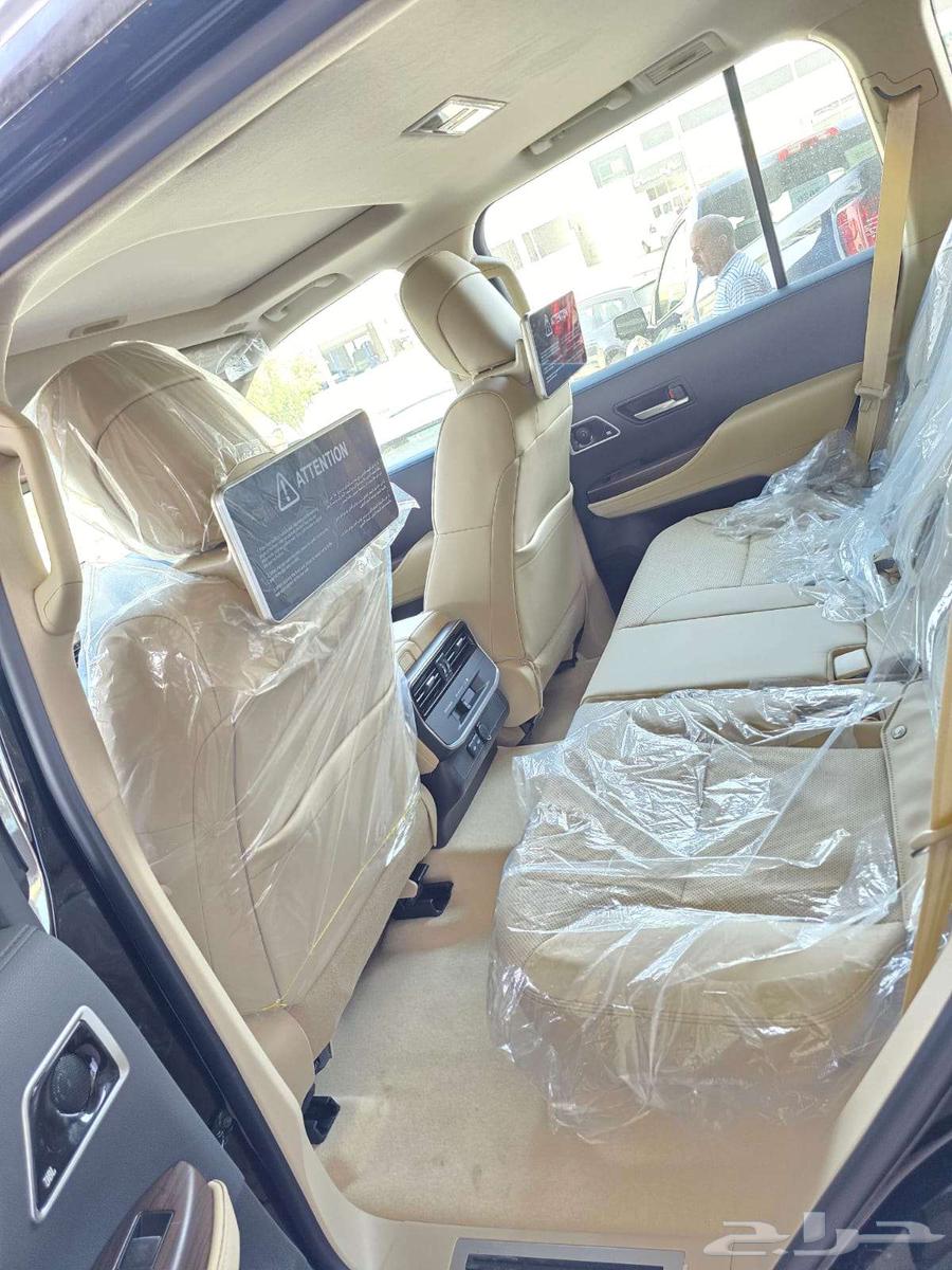 تويوتا لاندكروزر GXR 5 S بنزين 2025 كاش و اقساط63673801065731111