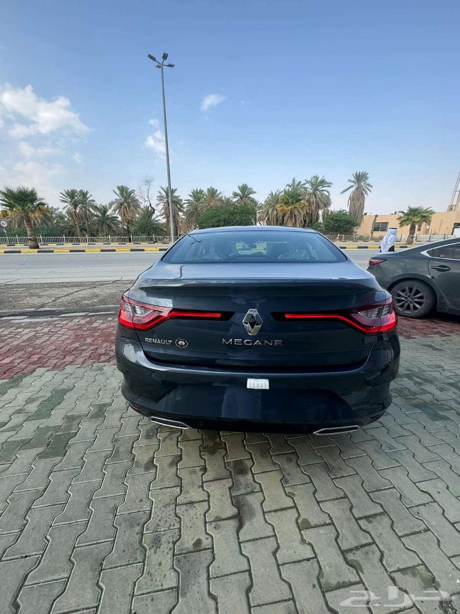 رينو ميغان نص فل موديل 2024م63674346434177113
