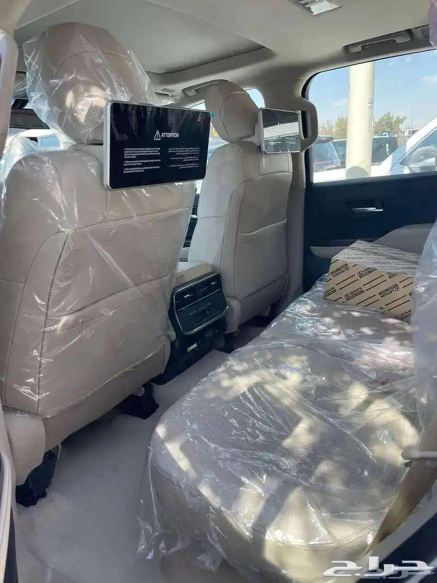 تويوتا لاندكروزر 2025 بريمي GXR L4ابواب شفط كاش وأقساط63680532783105113