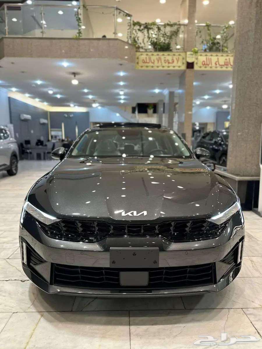 كيا K5 نص فل بانوراما 2025 الجبر63676972384898111