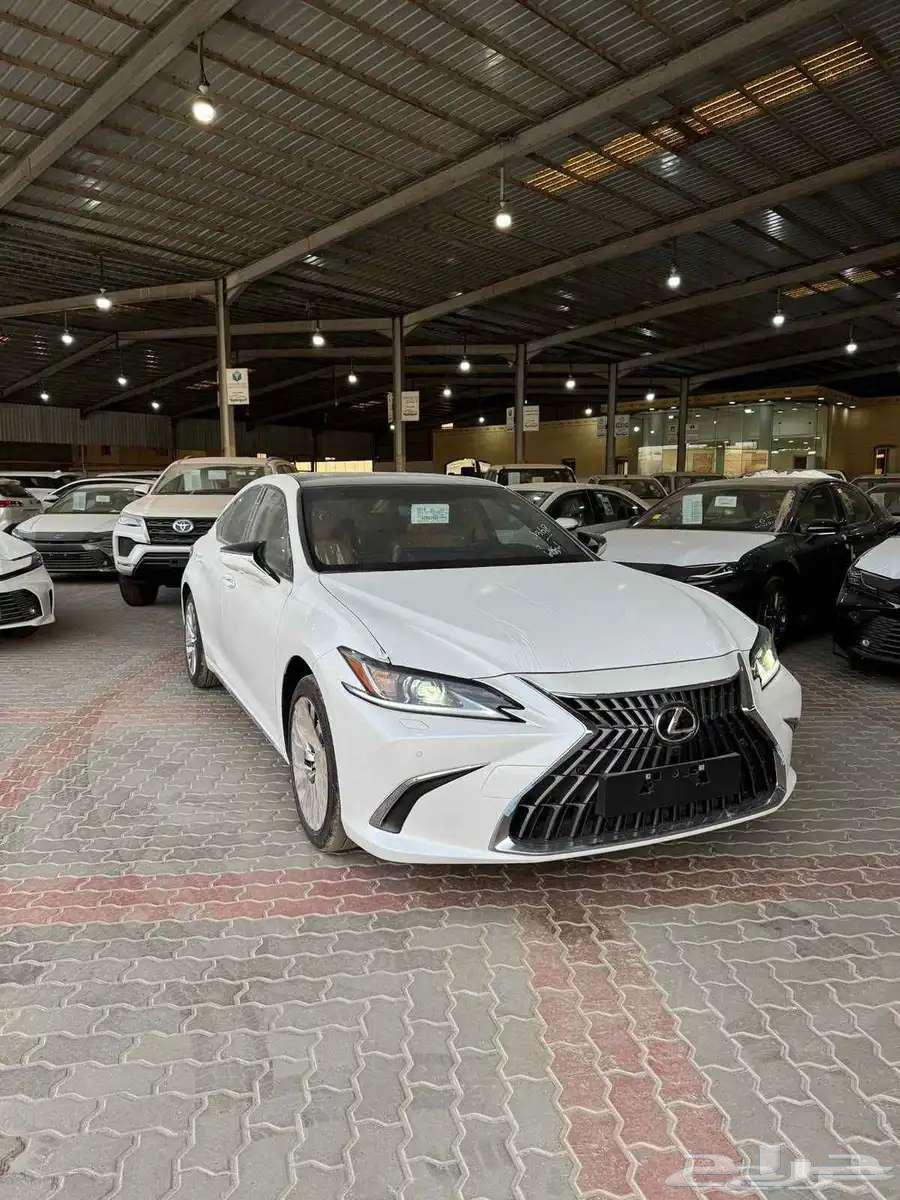 لكزس فئة ES 350 CC ابيض لؤلؤي سعودي 202663677325679235110