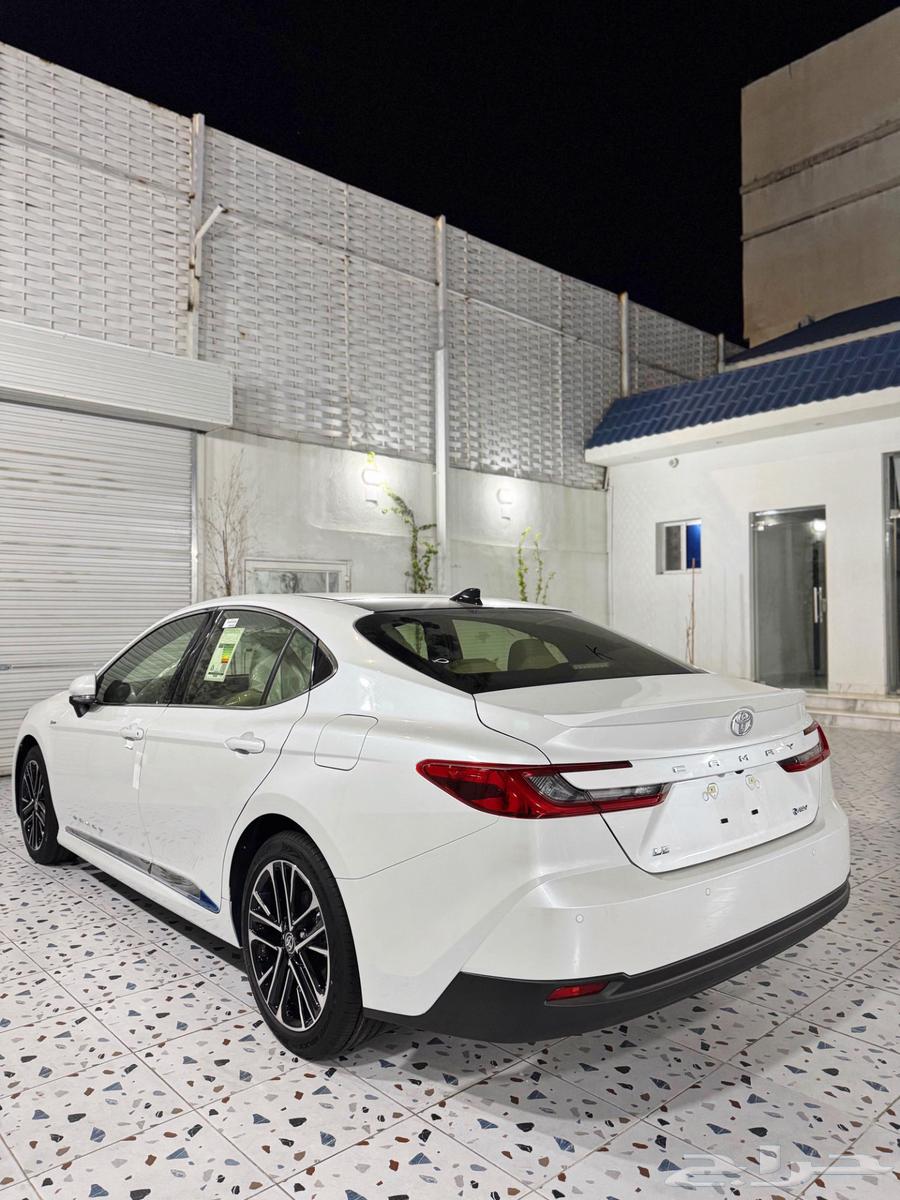كامري LE هايبرد 2025 اصفار63678003464321113