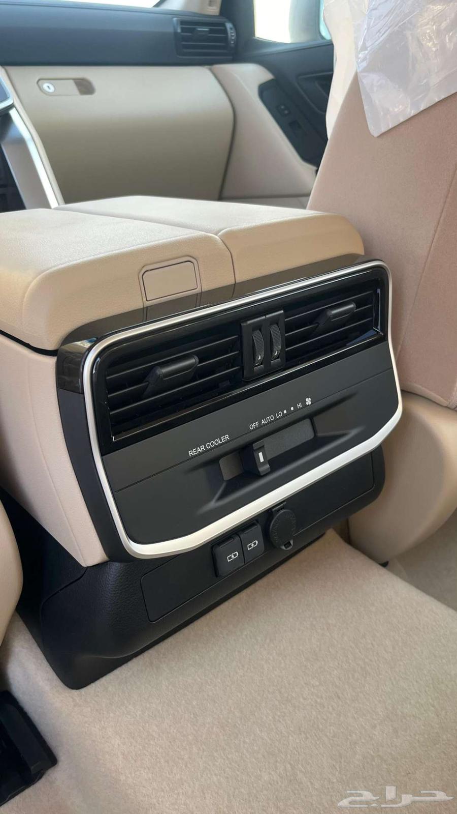 لاندكروزر gxr163673042790657113