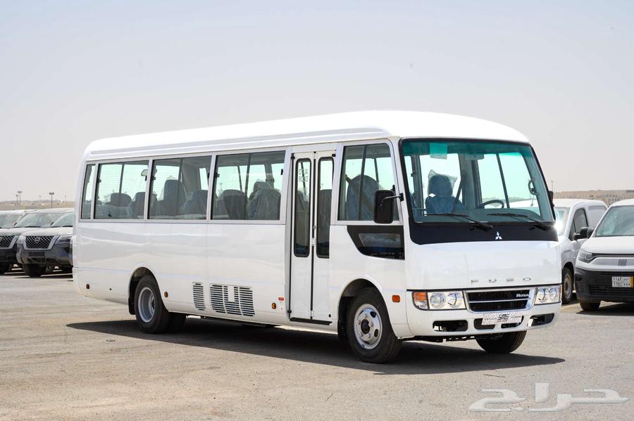 ميتسوبيشي فوزو روزا باص 26 راكب ديزل موديل 202463673801106691111