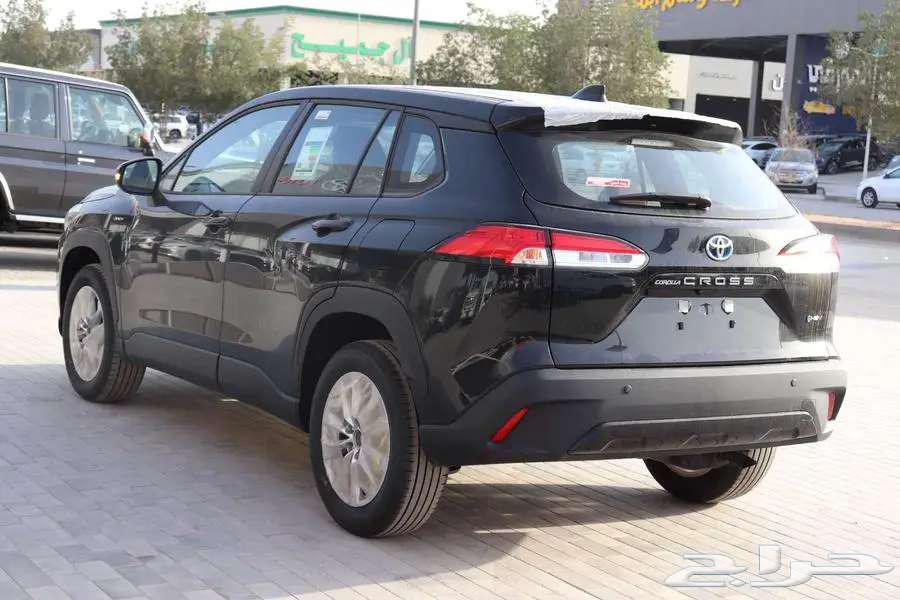 تويوتا كورولا كروز63674069521282112