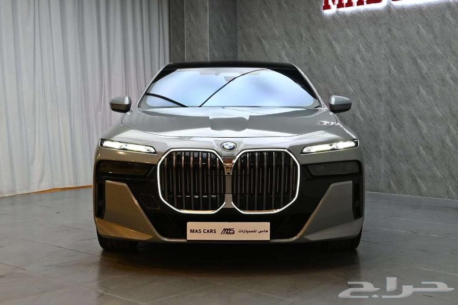بي ام دبليو 740i 2023 سعودي63677150258563111