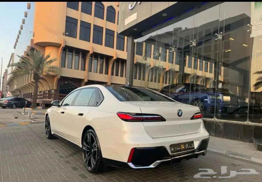 BMW 7 Series 202363672722549378113
