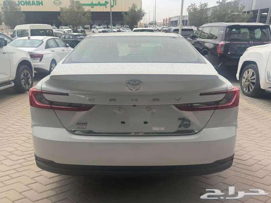 Camry 2025 LE Gasoline Hatch - Cash and Installments63673358005379113