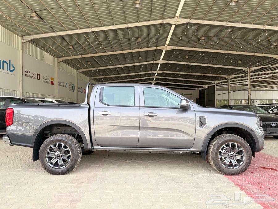 Ford Ranger XLT 2024 Two-Tone Gray Diesel Double Cab Saudi Model Cash and Installments63673630318209113