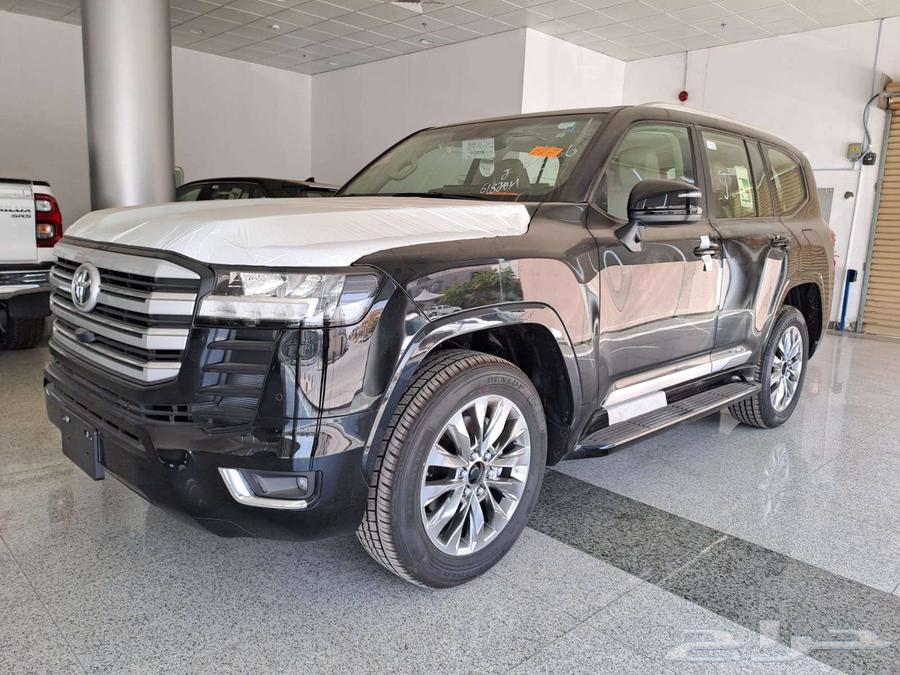 تويوتا لاندكروزر Gxr4 ( لون أسود ) 202563673716783619110