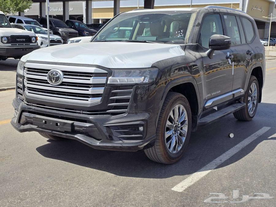تويوتا لاندكروزر GXR 5 S بنزين 2025 كاش و اقساط63673801065731110