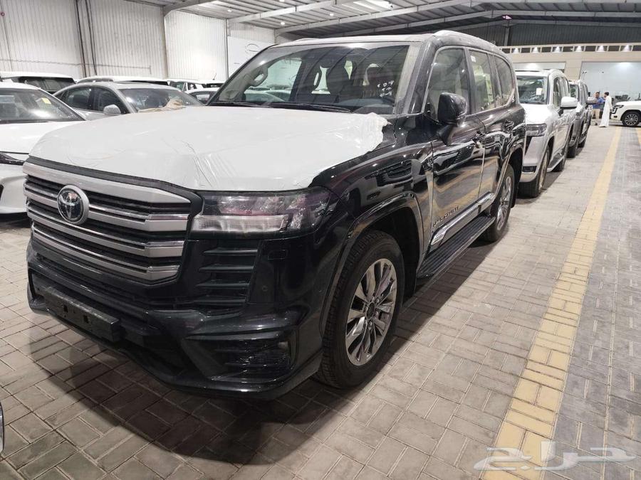 تويوتا لاندكروزر GXR-S63673884780547110