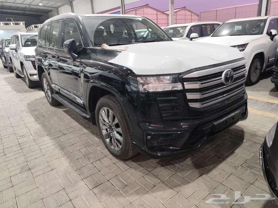 تويوتا لاندكروزر GXR-S63673884780547111