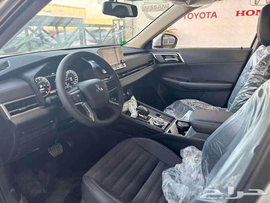 ميتسوبيشي اوتلاندر نص فل 2025 عازل حراري مجانا63674339704067114