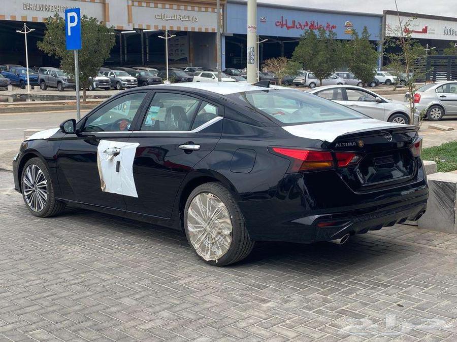 نيسان التيما نص فل اسود و ابيض 2025 بترومين بأقل سعر63674346562562113