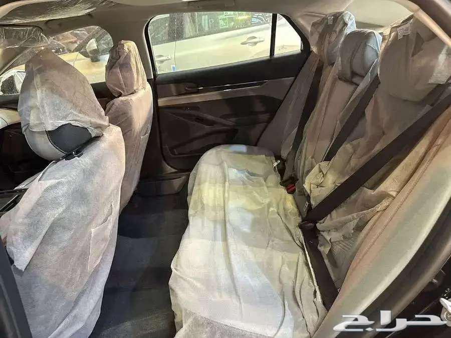 فورد توروس امبيانتي استاندر 2025 كاش وتقسيط63674438802818112