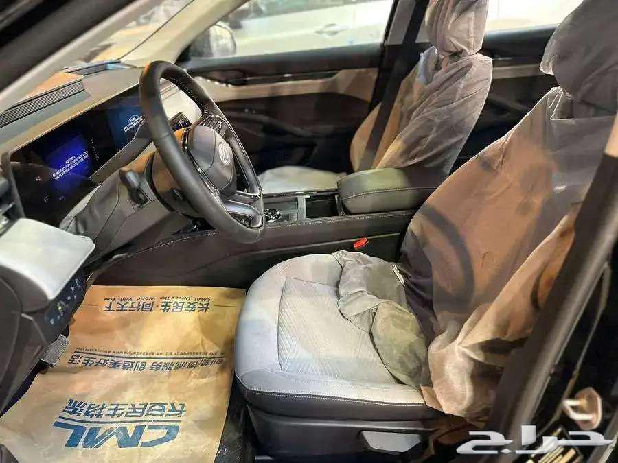 فورد توروس امبيانتي استاندر 2025 كاش وتقسيط63674438802818111