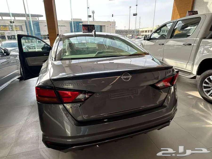 نيسان التيما SV و S موديل 2025 أقساط وكاش63674699924739114
