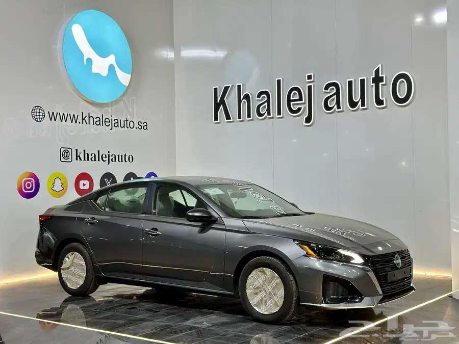 Nissan Altima S Standard Model 2025 White - Black - Gray63675922202498110