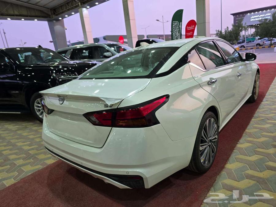 نيسان التيما SV نص فل63676796552706113