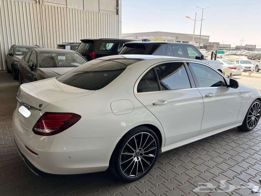 Mercedes - Model E200 - 202063677239069827113
