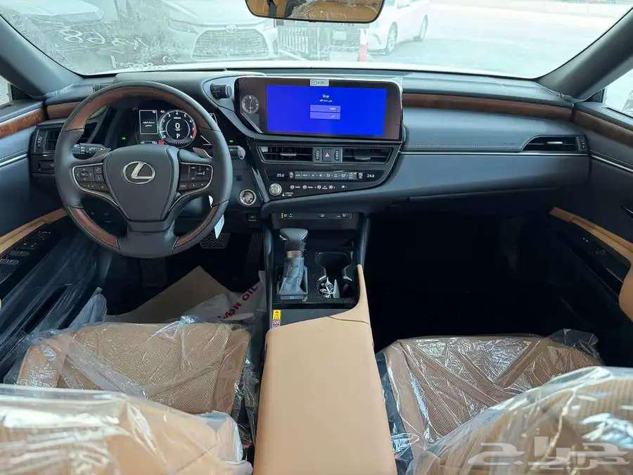 لكزس فئة ES 350 CC ابيض لؤلؤي سعودي 202663677325679235113