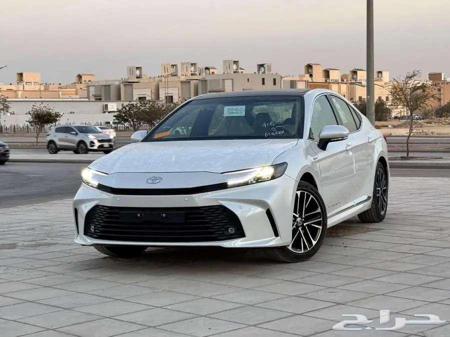 تويوتا كامري هايبرد LE 202563678449743490110