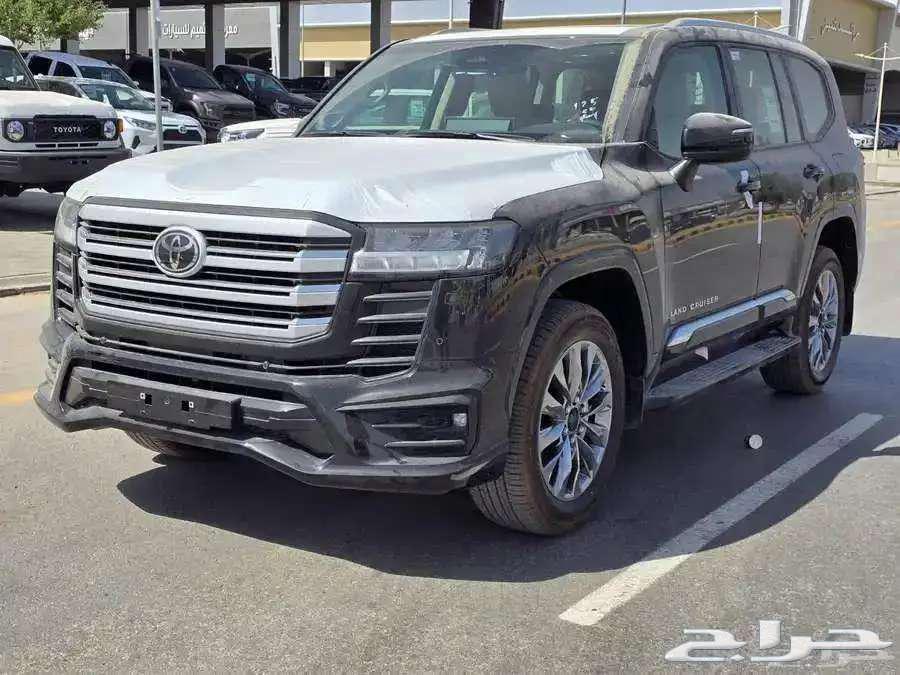 تويوتا لاندكروزر GXR 5 S بنزين 2025 كاش و اقساط63680439908353111
