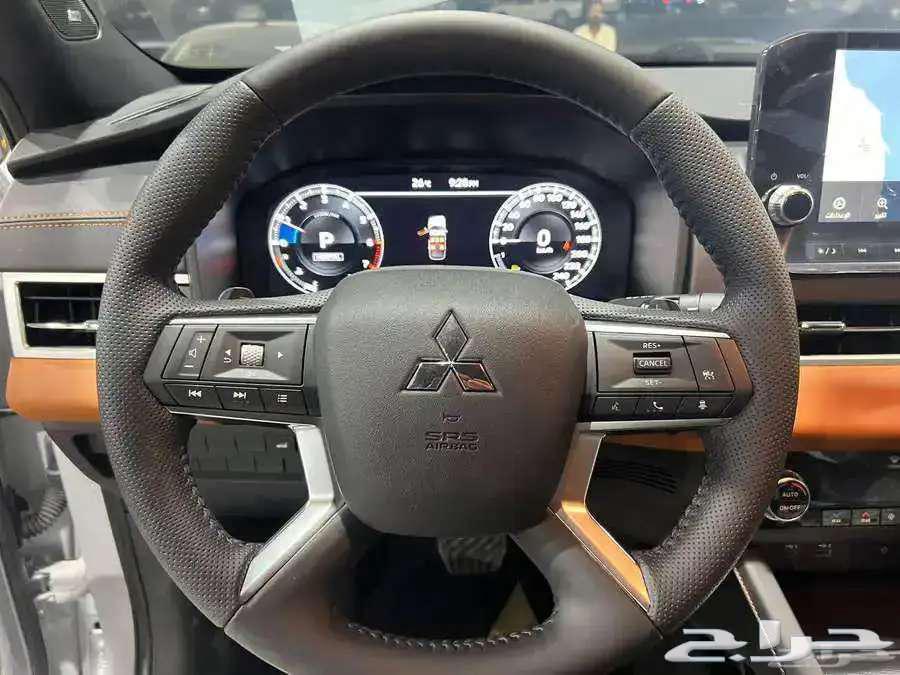 ميتسوبيشي اوتلاندر 2025 بريميوم كاش و اقساط63698939960450113