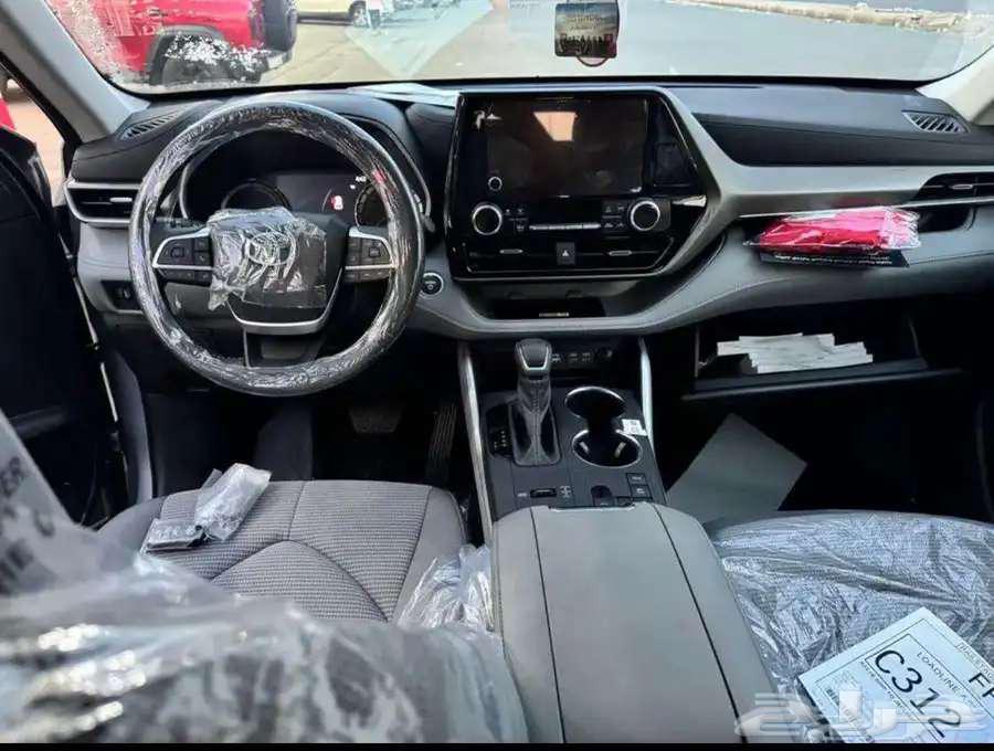 تويوتا هايلندر GLE نصف فل هايبرد موديل 202563673452412801114