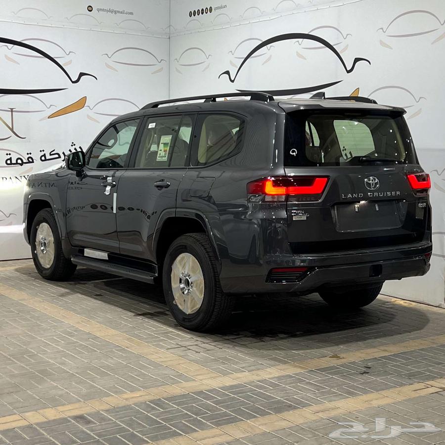 عرض خاص تويوتا لاندكروزر GXR رقم 2 بنزين 2025 بسعر 27200063674876000001113