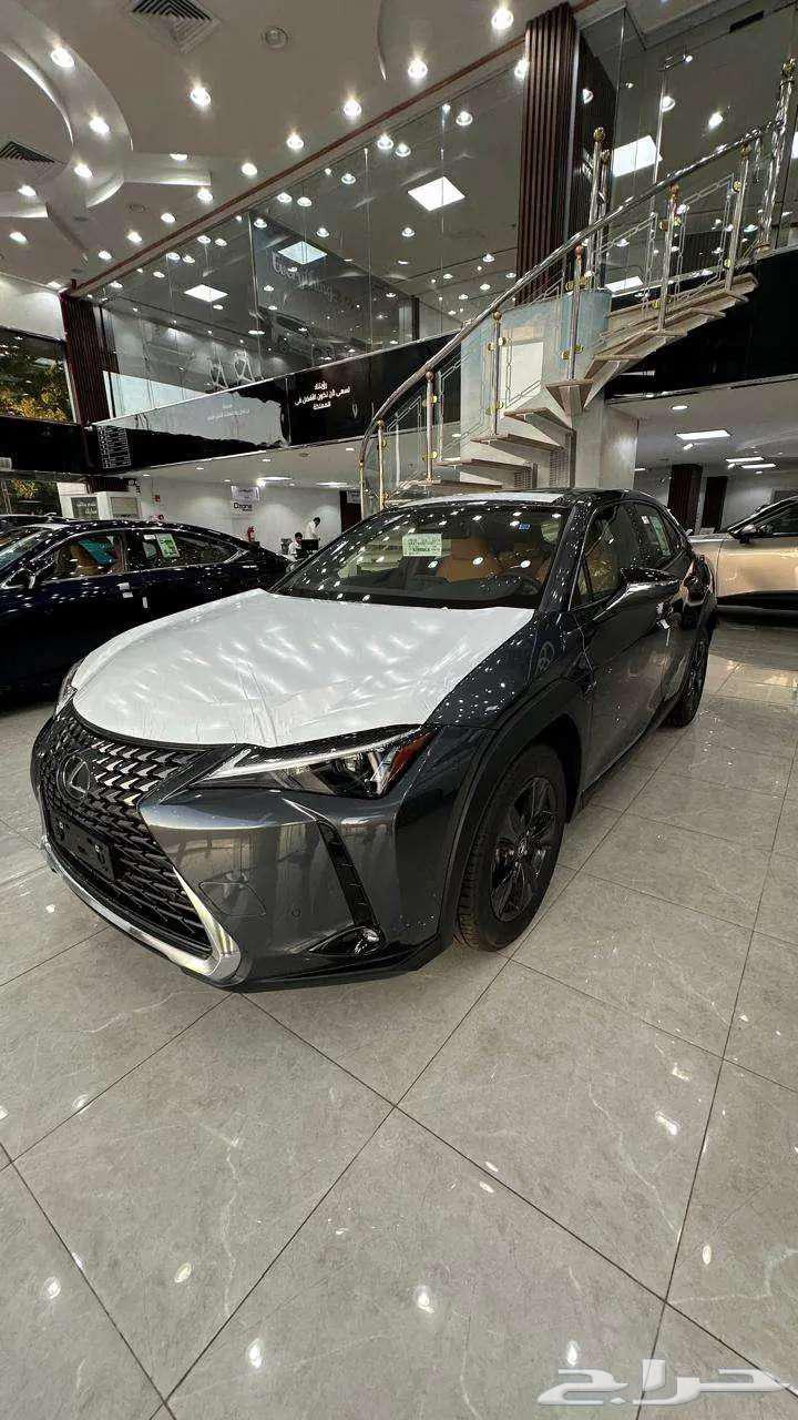 لكزس UX 300 هايبرد 2024 AH63699261735041111