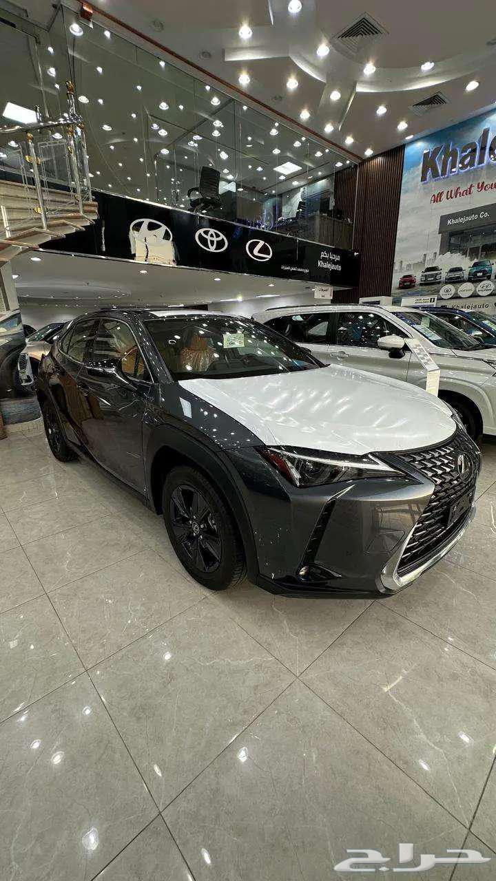 لكزس UX 300 هايبرد 2024 AH63699261735041114