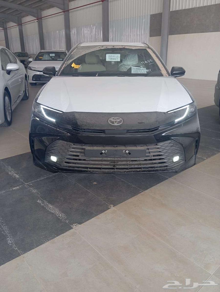 تويوتا كامري ستاندر بنزين (كاش واقساط)63698970720897114