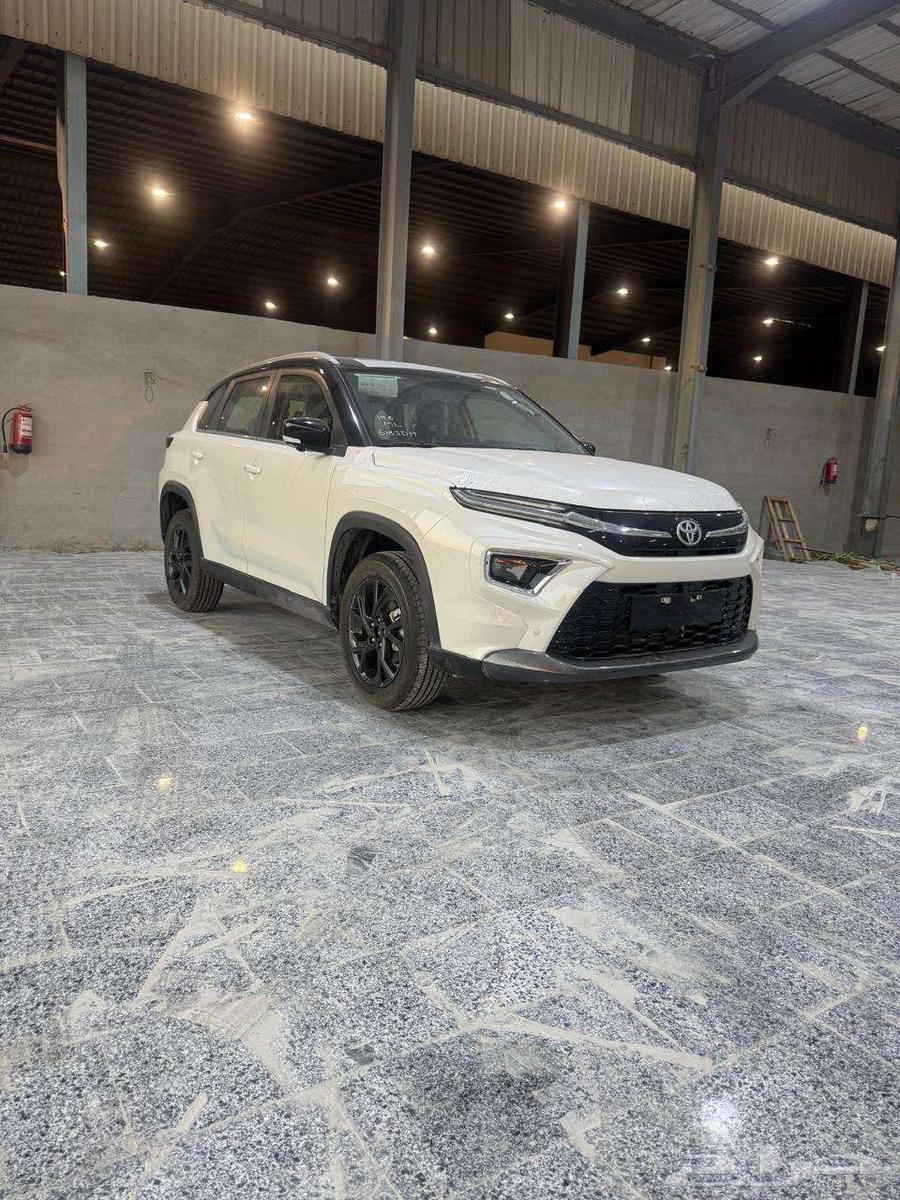 تويوتا اوربان كروزر فل كامل 1500 cc ابيض موديل 202563699262926850110