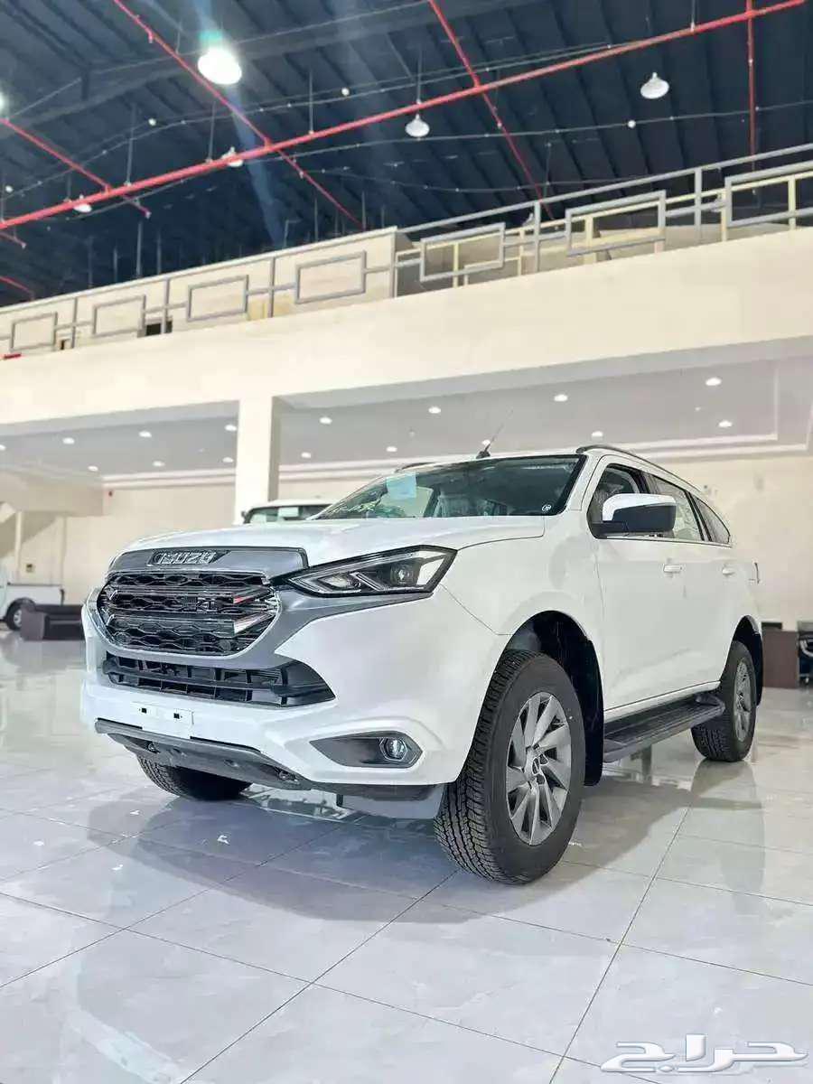 ايسوزو جيب MUX فل كامل دبل 2024 كمية محدوده كاش وبنك63699262974721112