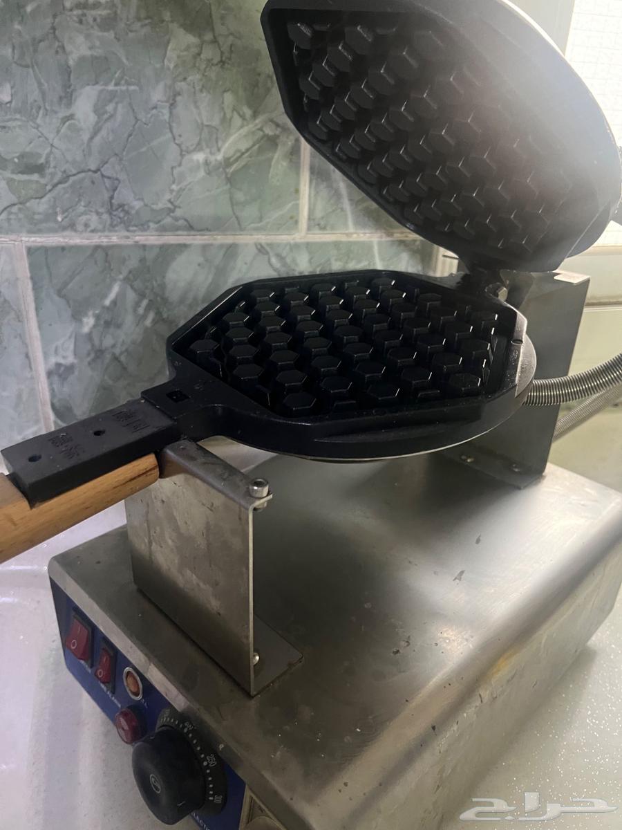 Selling a waffle maker63656134260481111