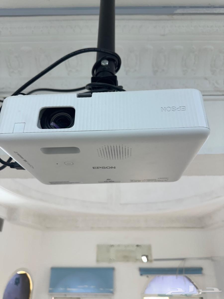For sale 20 projectors of type Benq and Epson63667537750145113