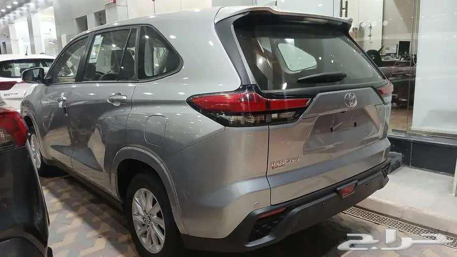 تويوتا انوفا بنزين GL موديل 202563698964865155112