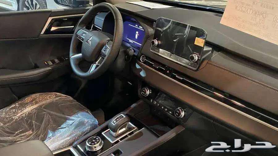 ميتسوبيشي اوتلاندر نص فل موديل 202563698966985217110