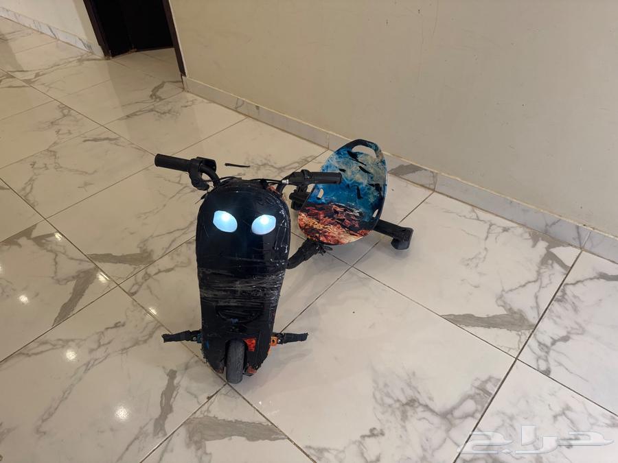Large type drift scooter available in Al-Sum and welcome63655712915841110